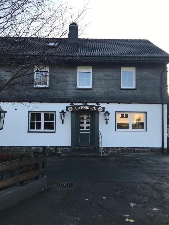 Ferienhaus Astenblick - Ideal Fuer Weihnachtsfeiern Und Familienfeiern Bietet Schlafplaetze Fuer Bis Zu 35 Personen Vila Winterberg Exterior foto