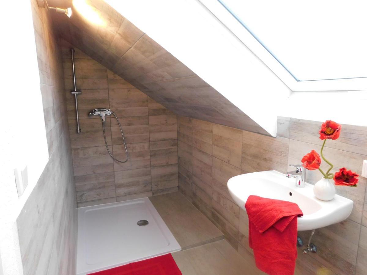 Ferienhaus Astenblick - Ideal Fuer Weihnachtsfeiern Und Familienfeiern Bietet Schlafplaetze Fuer Bis Zu 35 Personen Vila Winterberg Exterior foto
