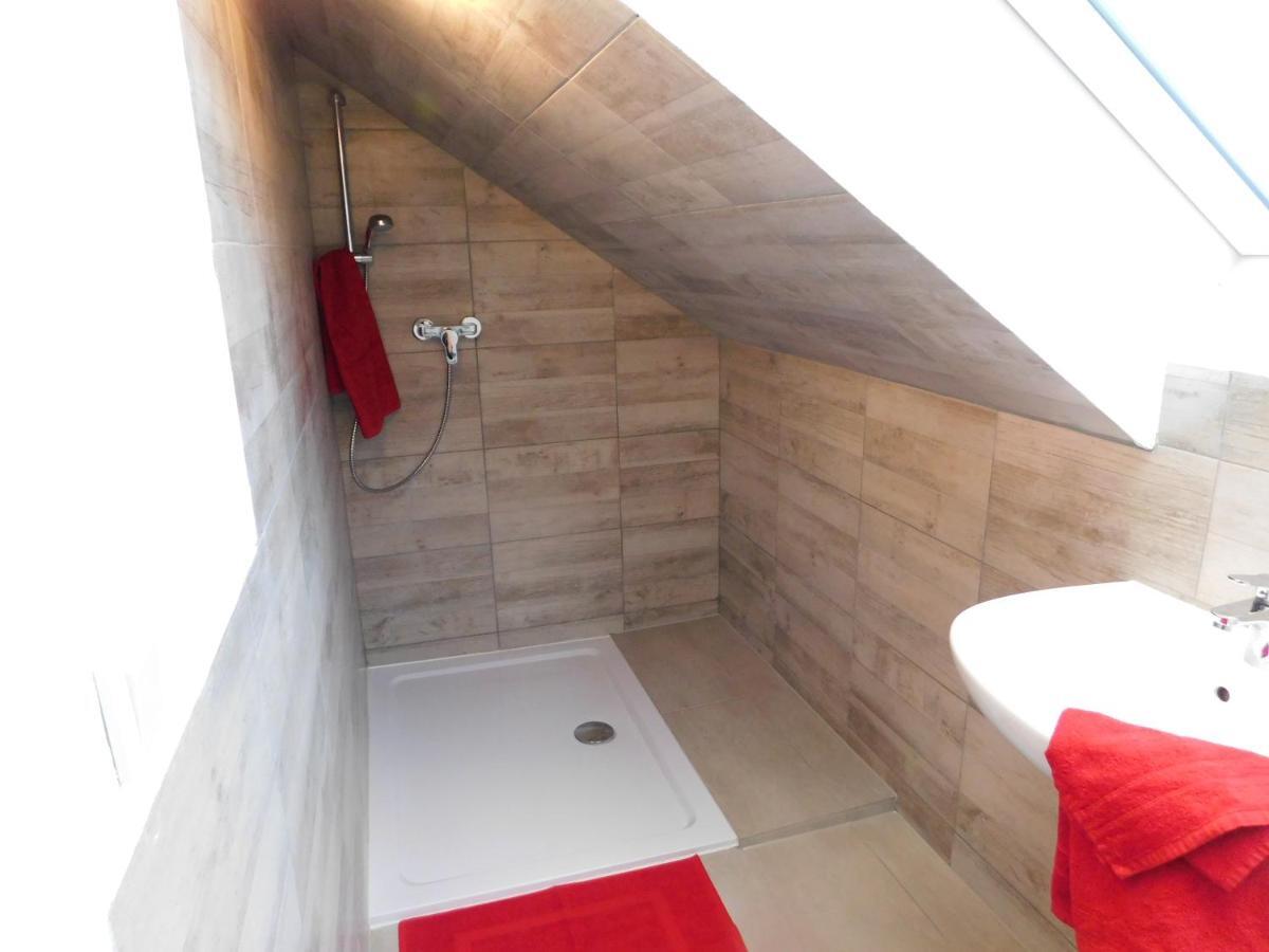 Ferienhaus Astenblick - Ideal Fuer Weihnachtsfeiern Und Familienfeiern Bietet Schlafplaetze Fuer Bis Zu 35 Personen Vila Winterberg Exterior foto