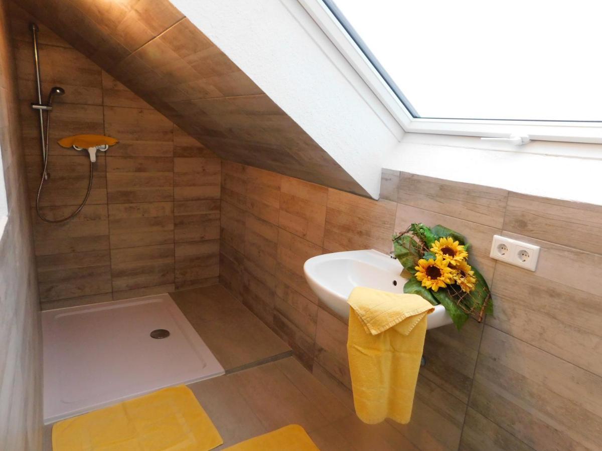 Ferienhaus Astenblick - Ideal Fuer Weihnachtsfeiern Und Familienfeiern Bietet Schlafplaetze Fuer Bis Zu 35 Personen Vila Winterberg Exterior foto