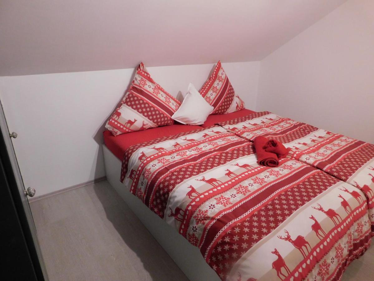Ferienhaus Astenblick - Ideal Fuer Weihnachtsfeiern Und Familienfeiern Bietet Schlafplaetze Fuer Bis Zu 35 Personen Vila Winterberg Exterior foto
